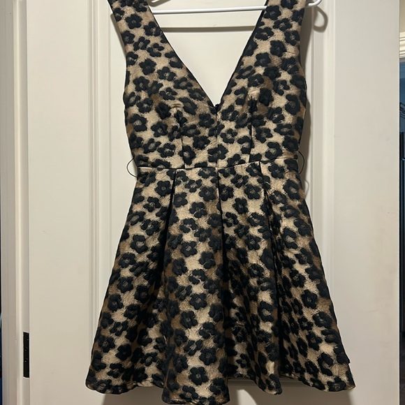 A'gaci floral flare pleated mini dress V-Neck sleeveless lined sizeS black gold - Picture 1 of 12